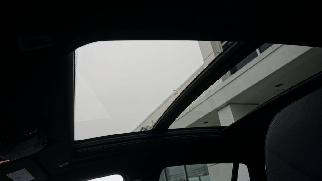 New 2026 BMW X6 xDrive40i image 16