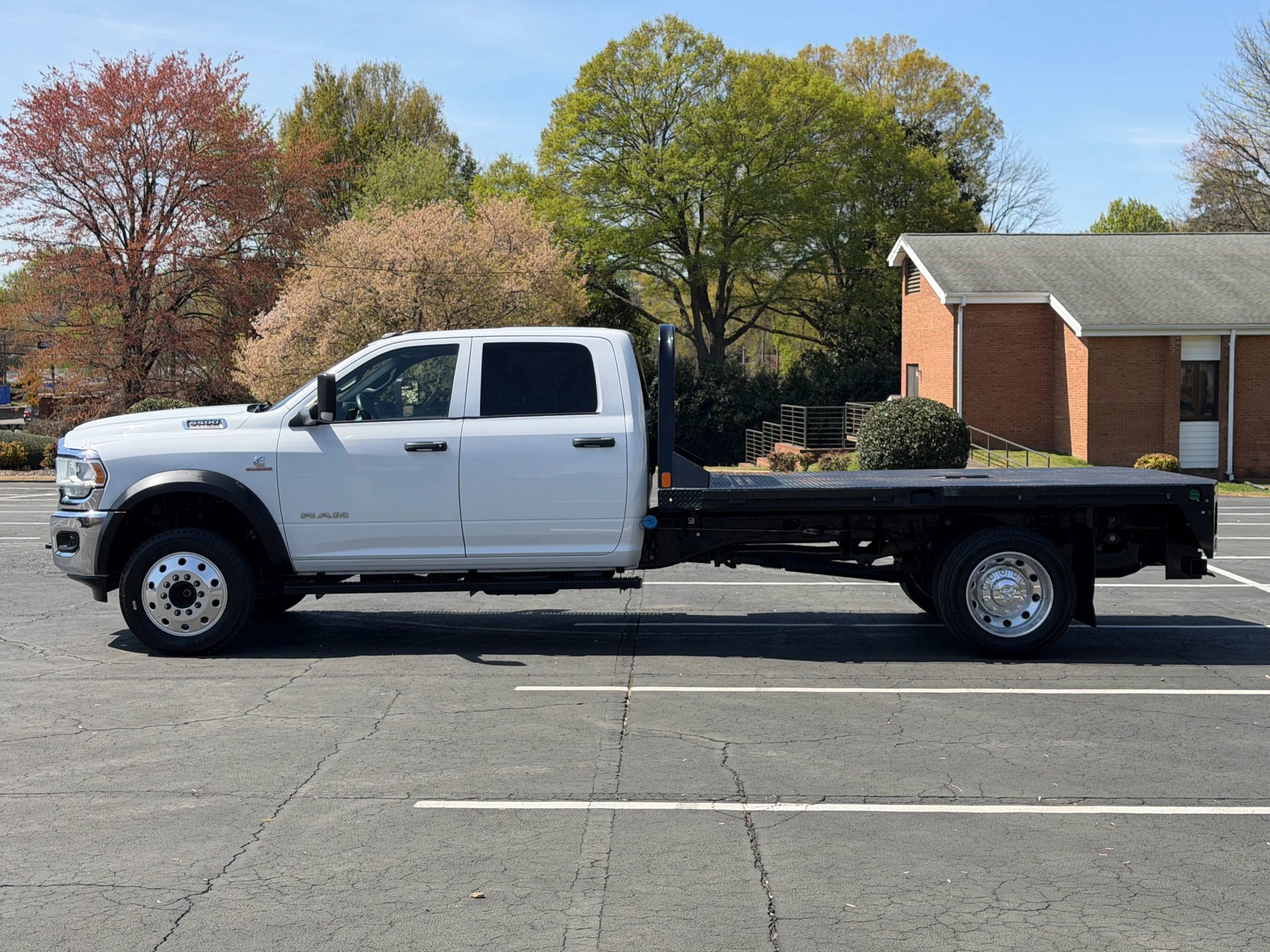 Used 2021 RAM 5500 Tradesman w/ Chrome Appearance Group image 2