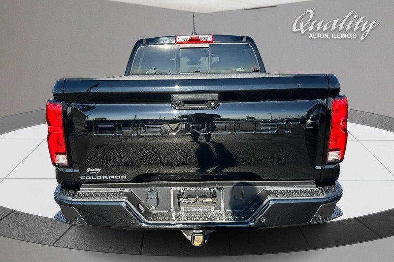 Used 2024 Chevrolet Colorado Z71 w/ Z71 Convenience Package 2 image 5