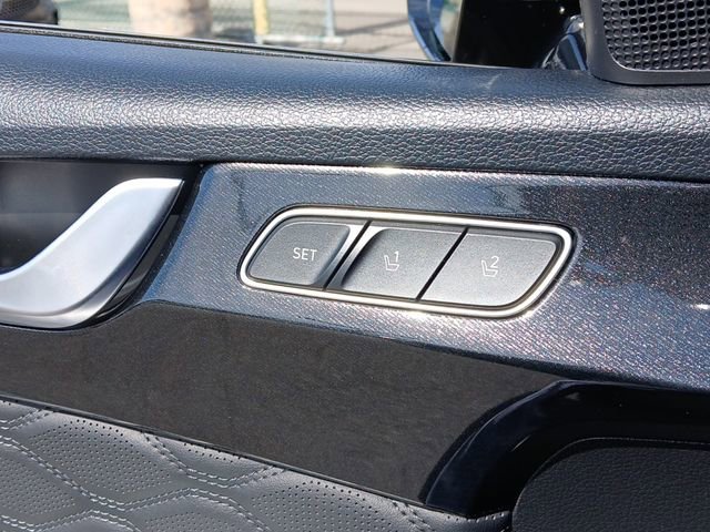 Used 2022 Hyundai Palisade Calligraphy image 19