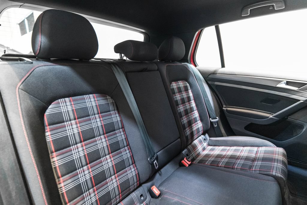 Used 2020 Volkswagen GTI S FWD image 33