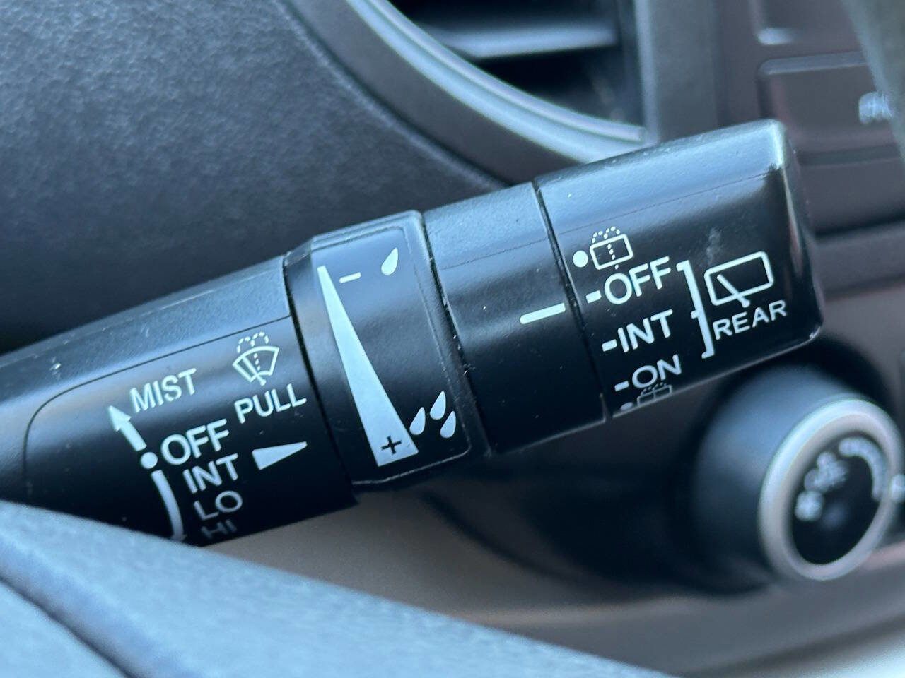 Used 2014 Honda CR-V EX image 37