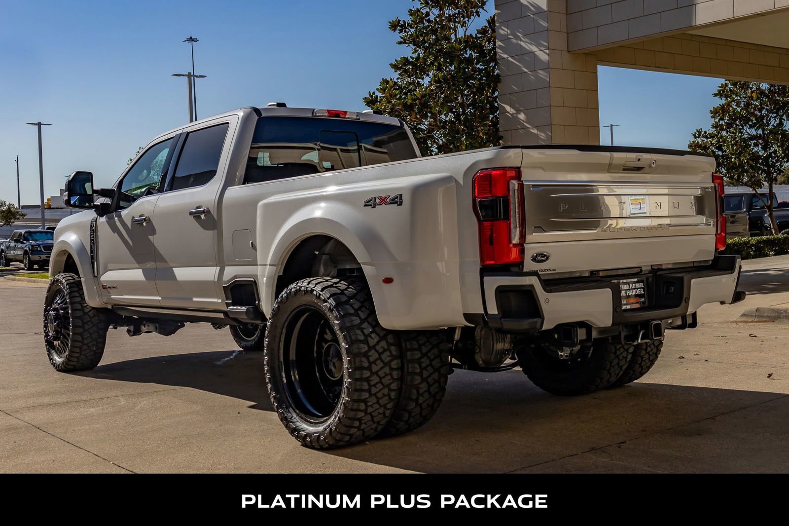 Used 2026 Ford F450 Platinum w/ Platinum Plus Package image 7