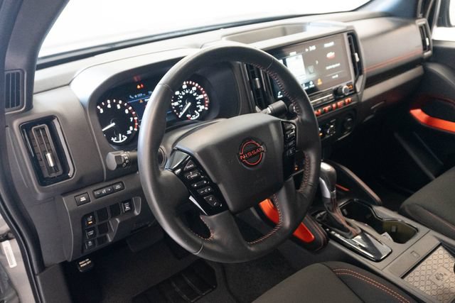 Used 2025 Nissan Frontier Pro-X w/ Pro Convenience Package RWD image 5