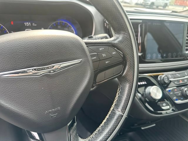 Used 2019 Chrysler Pacifica Limited w/ S Appearance Package FWD image 28