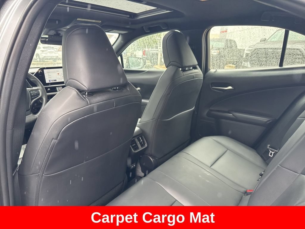 Used 2024 Lexus UX 250h AWD image 16