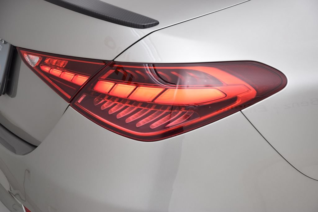 Used 2022 Mercedes-Benz C 300 Sedan image 14