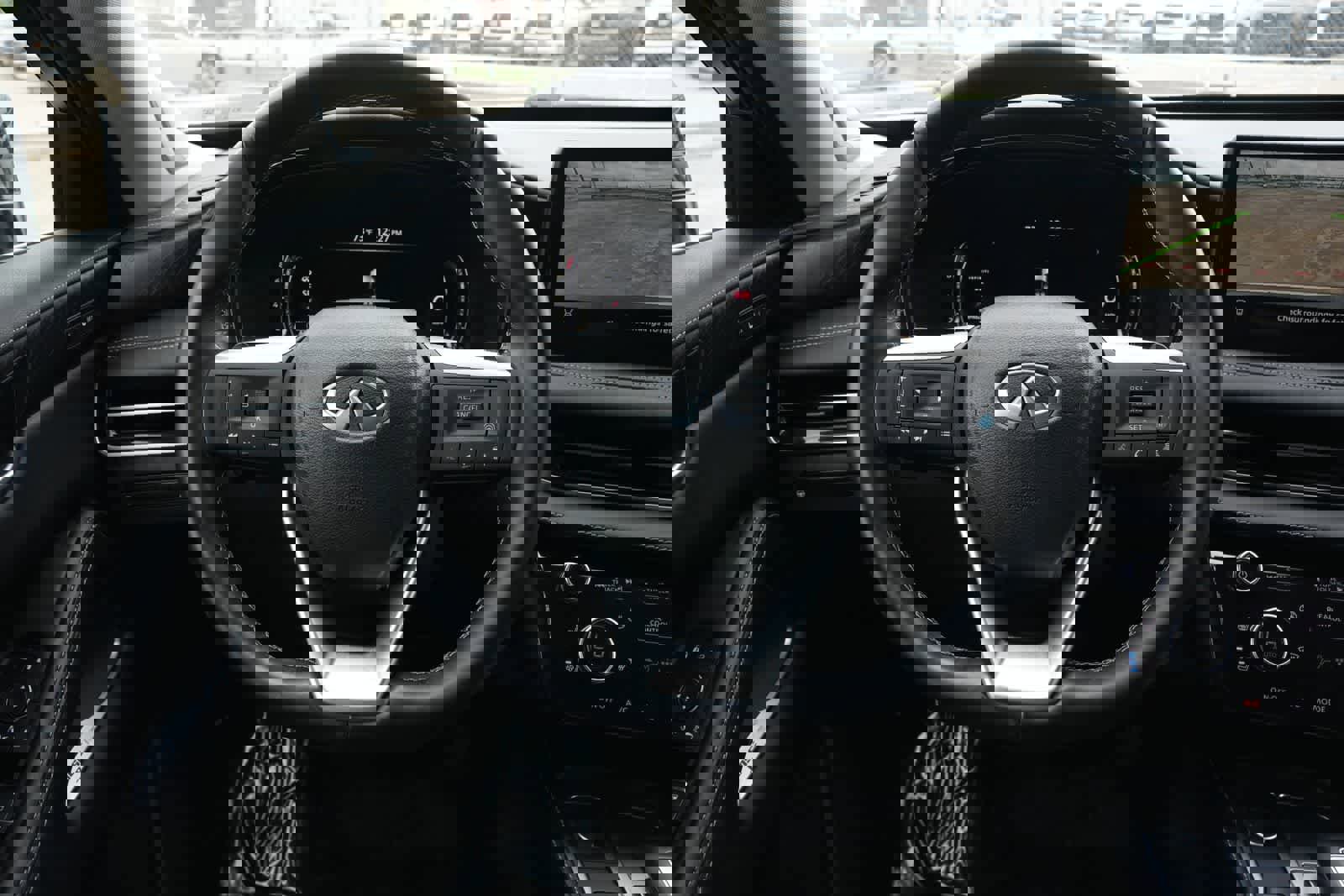 Certified 2023 INFINITI QX60 Sensory w/ Cargo Package image 8