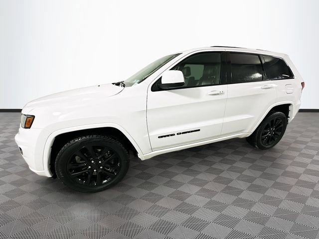 Used 2021 Jeep Grand Cherokee Laredo X image 4