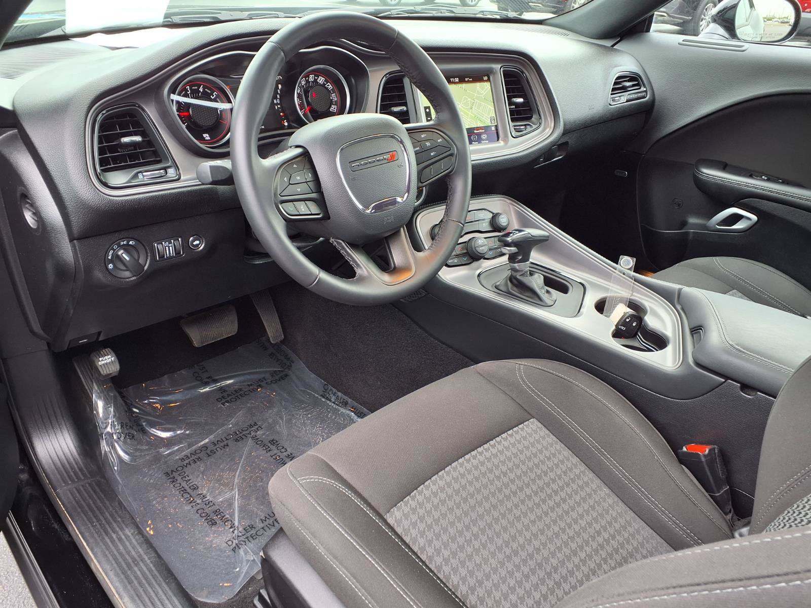 Used 2023 Dodge Challenger SXT RWD image 2