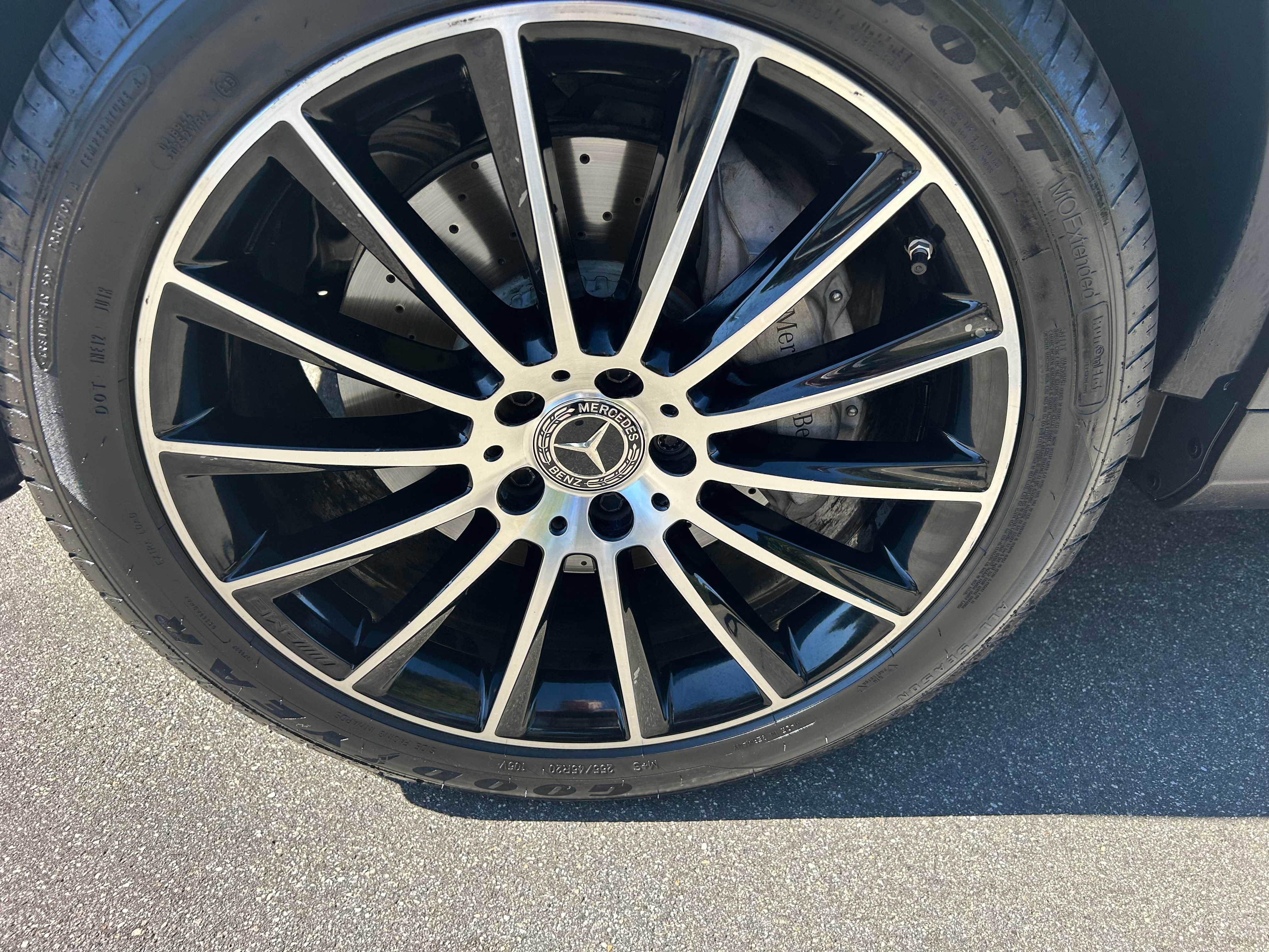 Used 2019 Mercedes-Benz GLC 300 4MATIC Coupe image 8