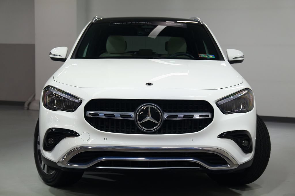 Certified 2024 Mercedes-Benz GLA 250 4MATIC image 9