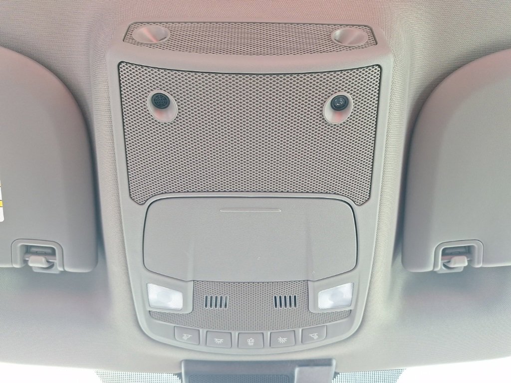 Used 2022 Ford F250 XL w/ Power Equipment Group image 14