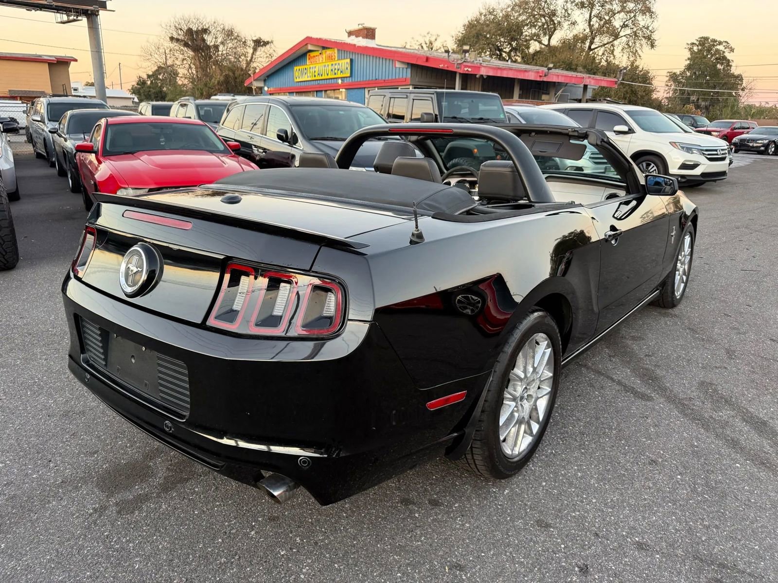 Used 2013 Ford Mustang Premium w/ Electronics Pkg image 5