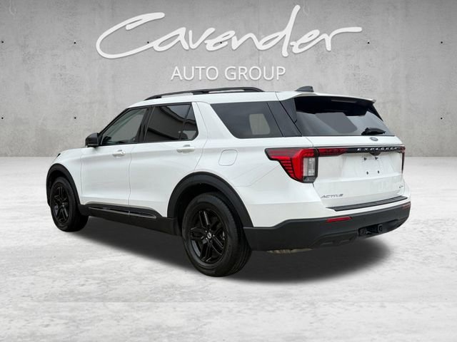 Used 2025 Ford Explorer Active RWD image 14