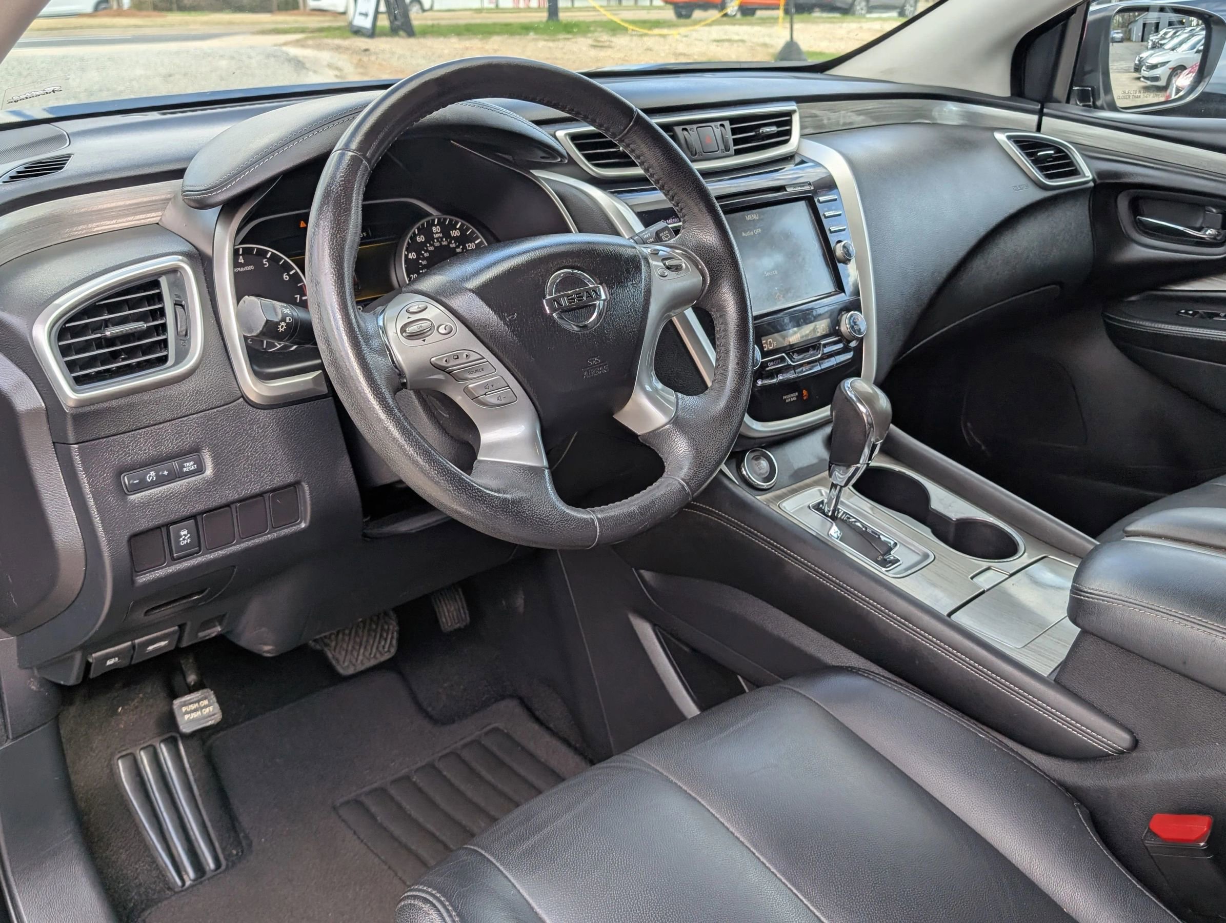 Used 2017 Nissan Murano SV FWD image 17