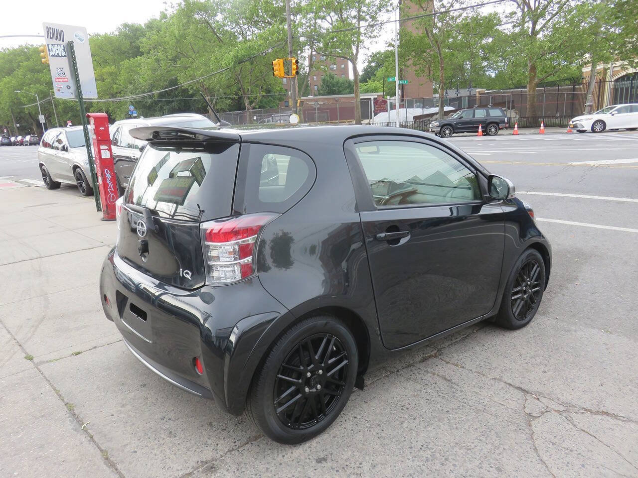 Used 2014 Scion iQ FWD image 4