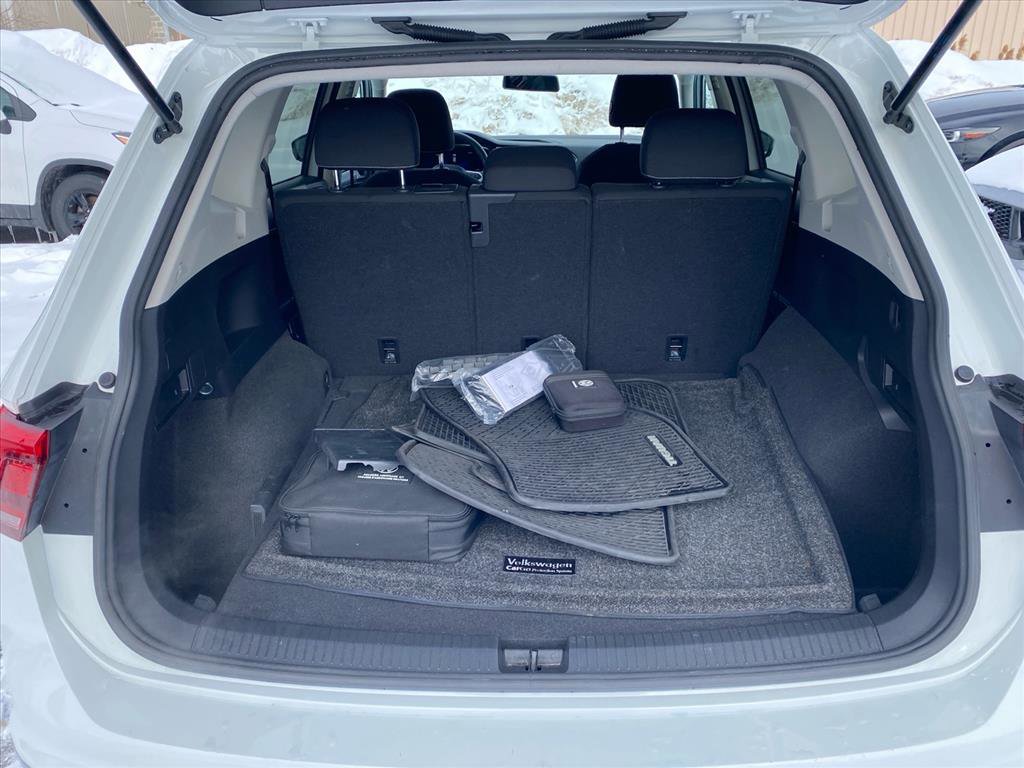 Used 2022 Volkswagen Tiguan S image 23