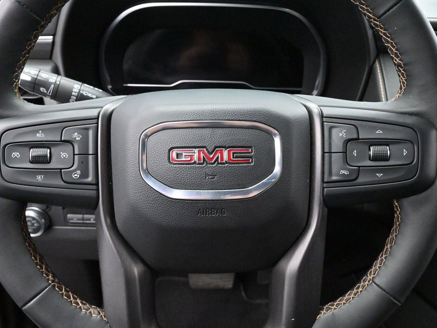 Used 2023 GMC Yukon AT4 w/ AT4 Premium Plus Package image 19
