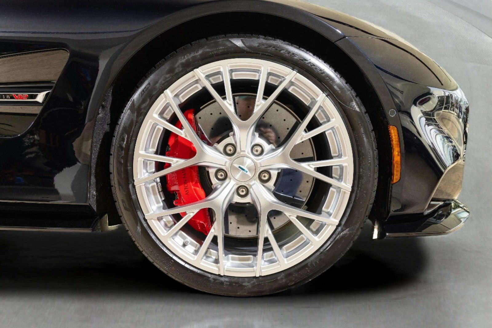 New 2026 Aston Martin Vanquish Convertible image 47