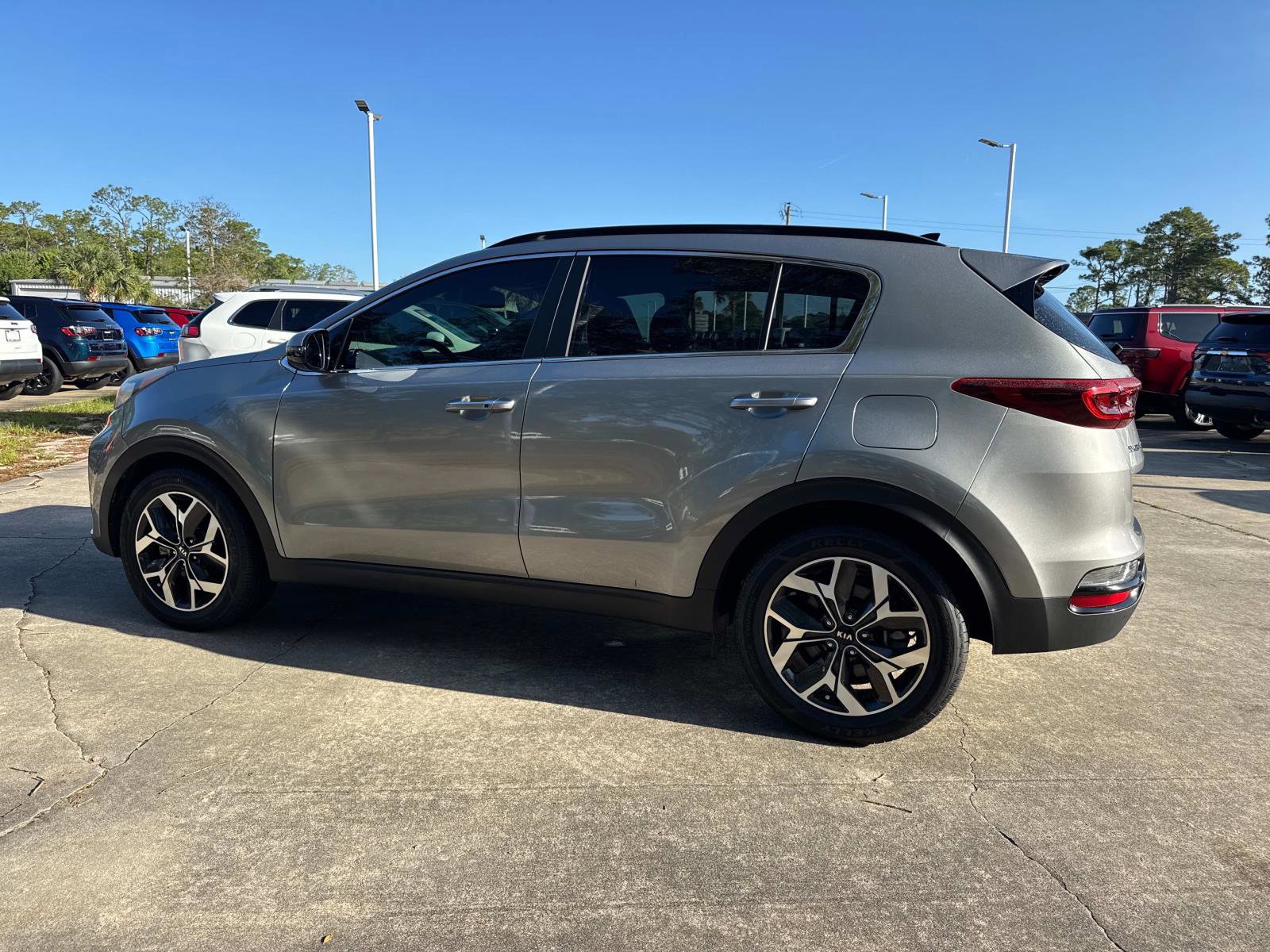 Used 2022 Kia Sportage EX w/ EX Technology Package image 5