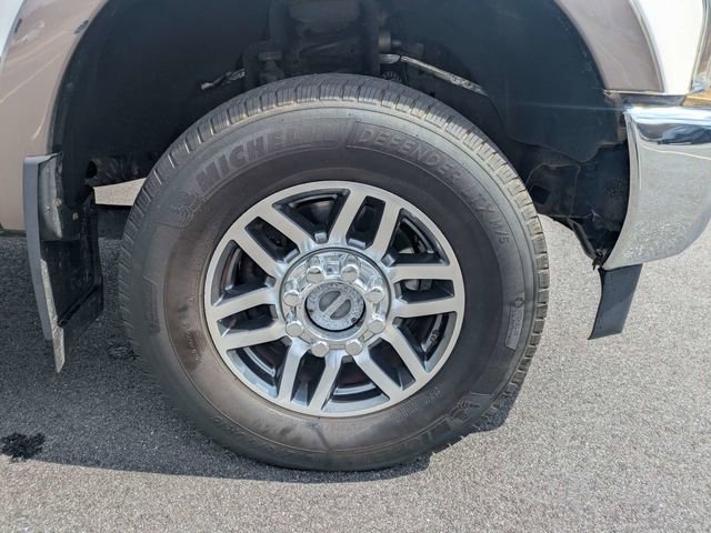 Used 2019 Ford F250 Lariat w/ Lariat Ultimate Package image 11