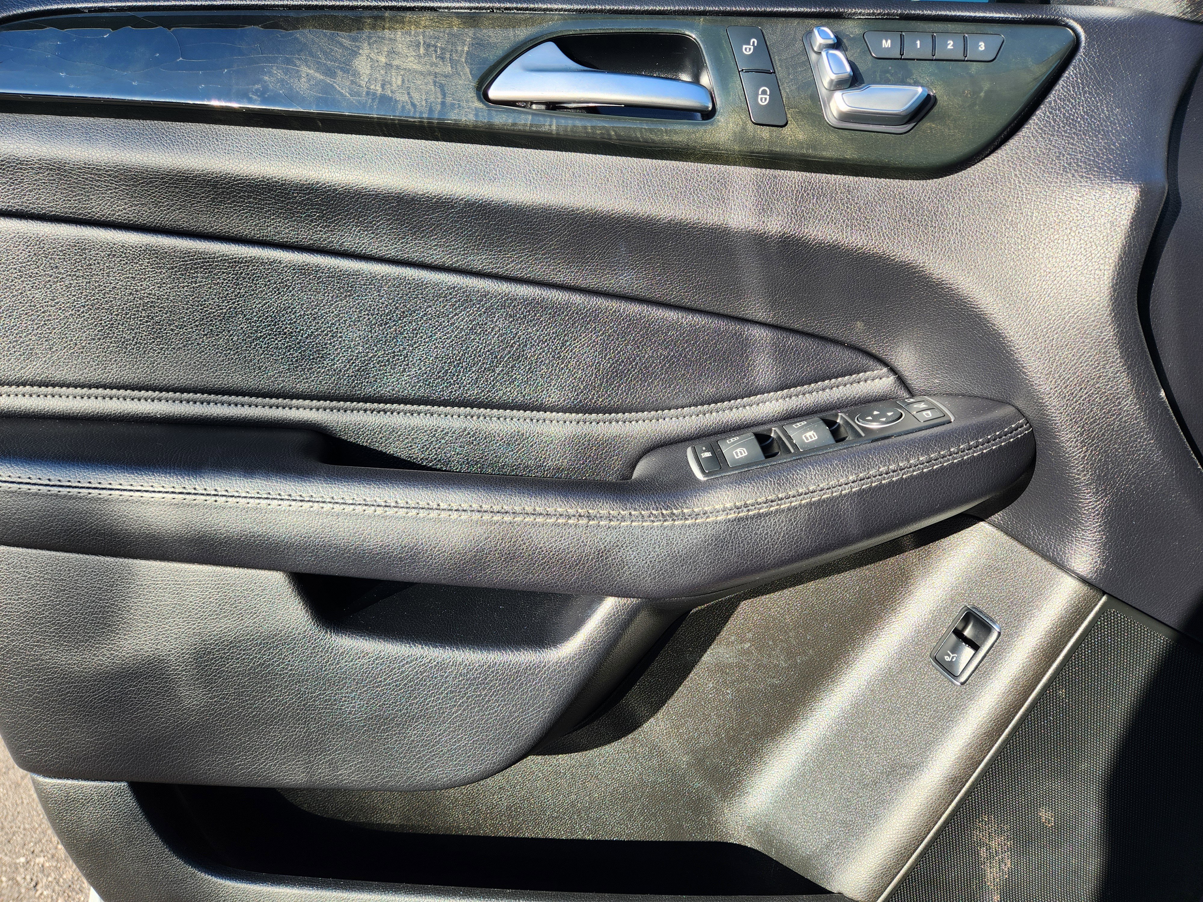 Used 2017 Mercedes-Benz GLE 350 4MATIC image 13