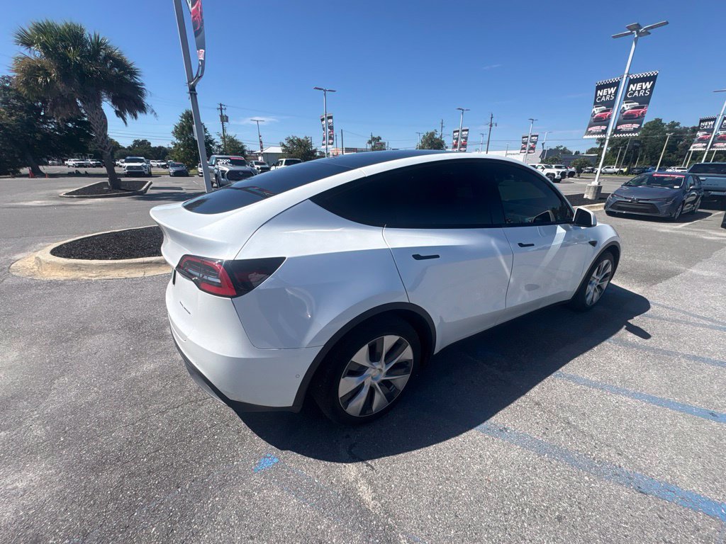 Used 2021 Tesla Model Y Long Range AWD/4WD image 22