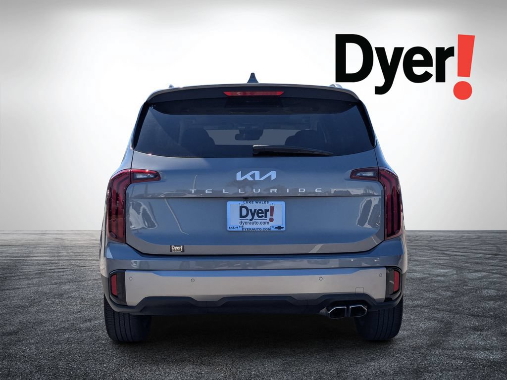 Used 2025 Kia Telluride S FWD image 5