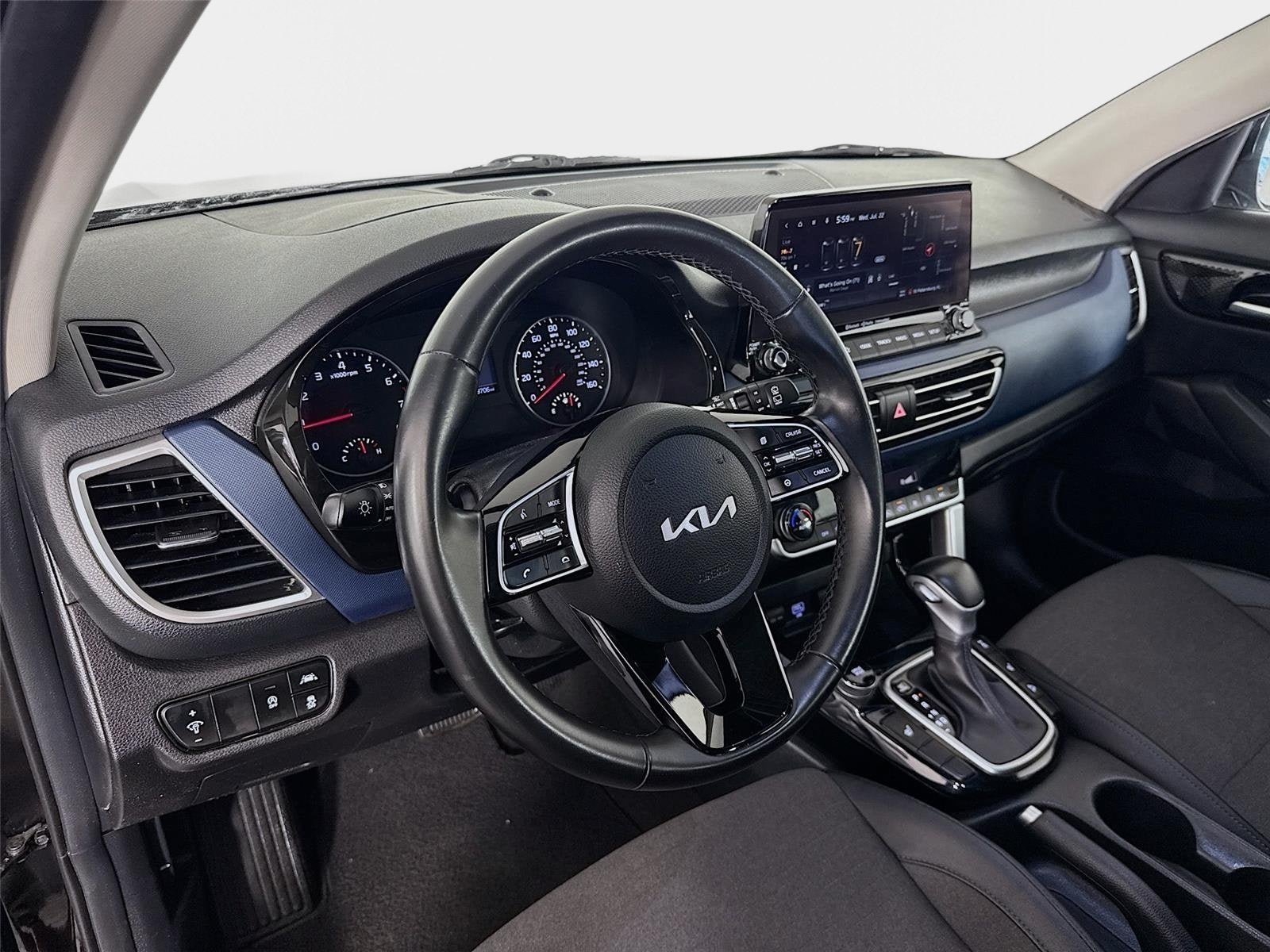 Certified 2022 Kia Seltos Nightfall Edition AWD/4WD image 9