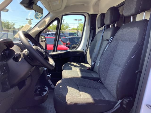 Used 2025 RAM ProMaster 2500 w/ Convenience Group FWD image 7