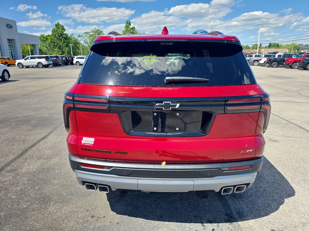 New 2026 Chevrolet Traverse Z71 w/ Driver Confidence Package AWD/4WD image 4