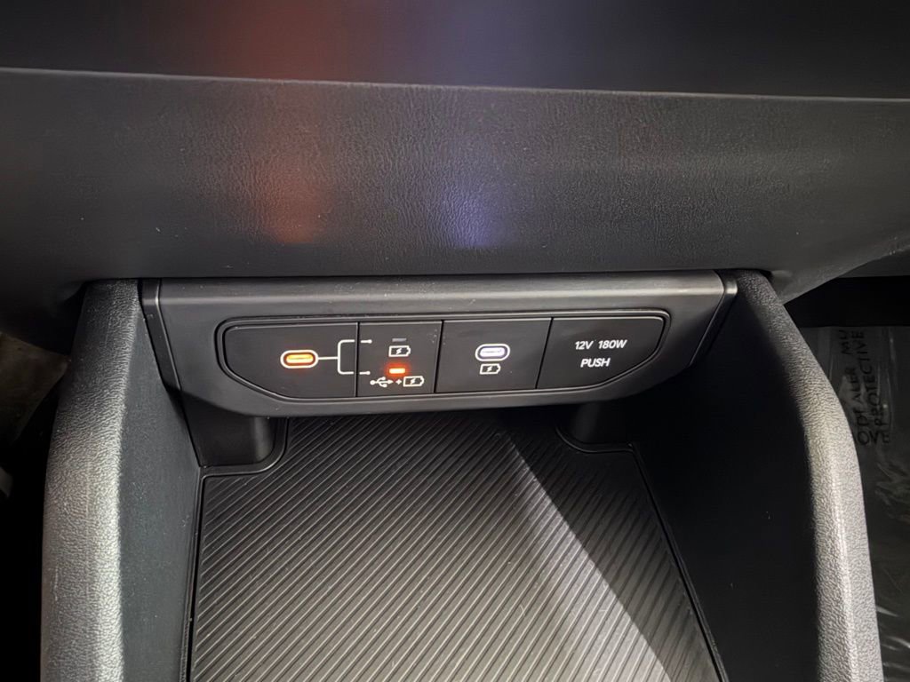 Used 2025 Kia K4 FWD image 4