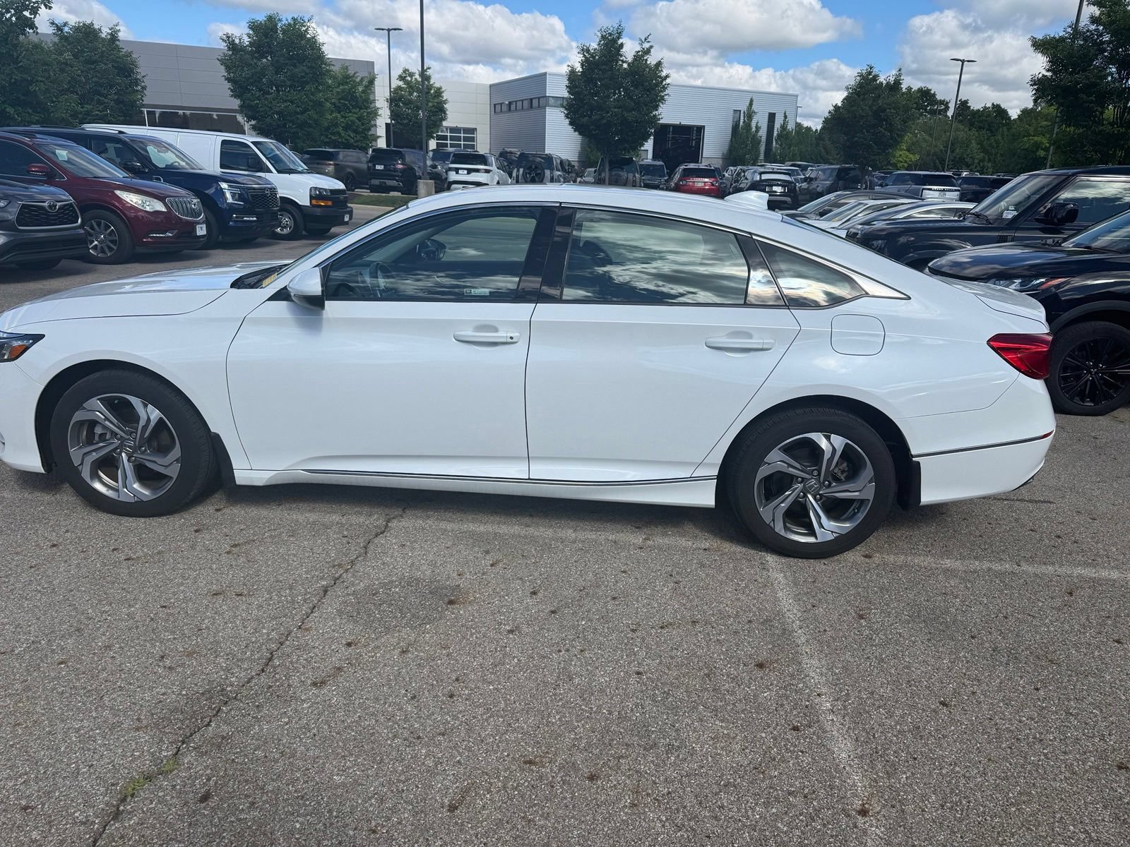 Used 2020 Honda Accord EX-L image 8