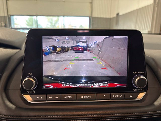 Used 2024 Nissan Rogue SV AWD/4WD image 25