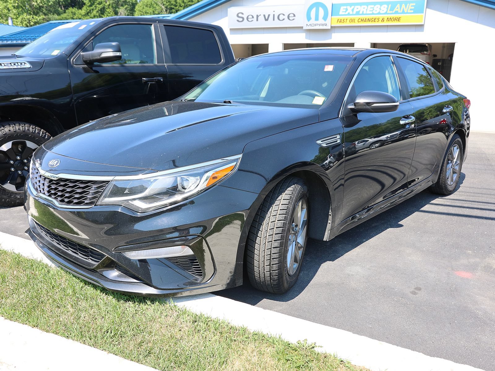 Used 2020 Kia Optima LX FWD image 3