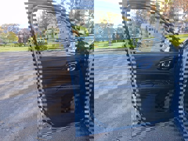 New 2026 Jeep Compass Limited image 10