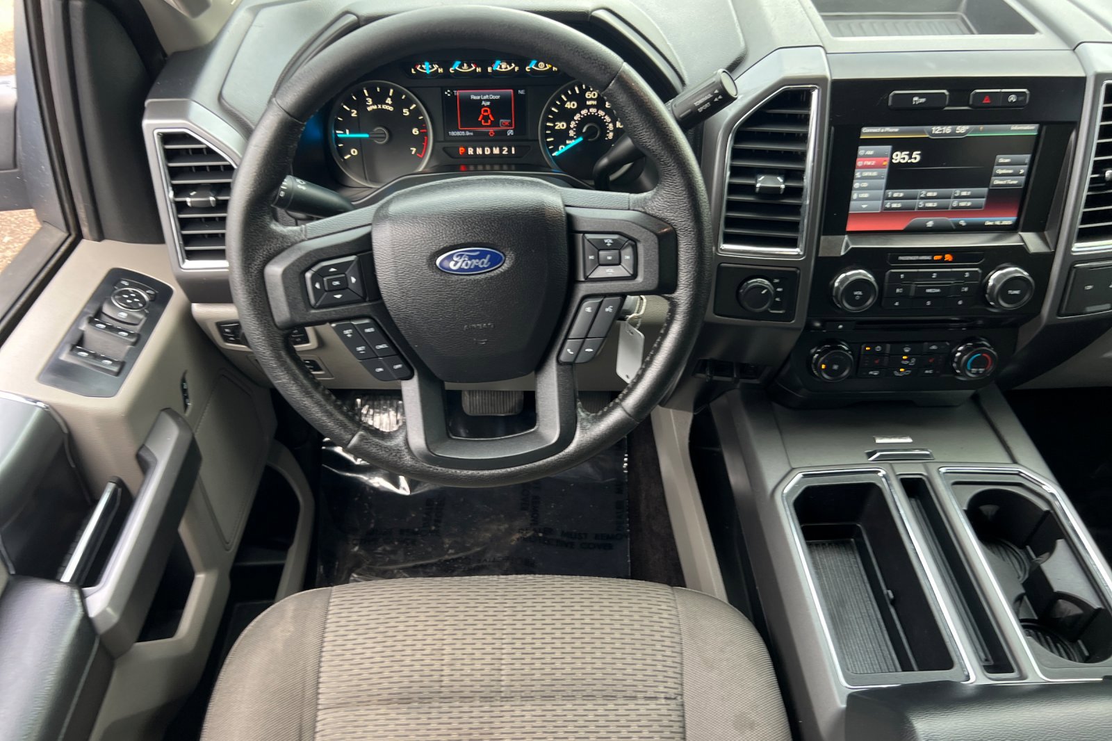 Used 2015 Ford F150 XLT w/ Equipment Group 302A Luxury image 12