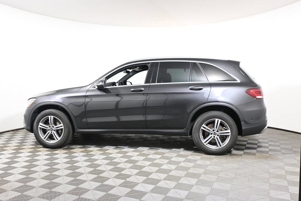 Used 2022 Mercedes-Benz GLC 300 4MATIC image 2