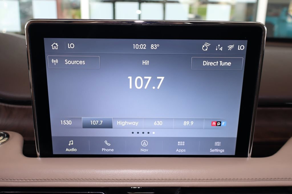 Used 2021 Lincoln Aviator Reserve w/ Equipment Group 201A RWD image 27