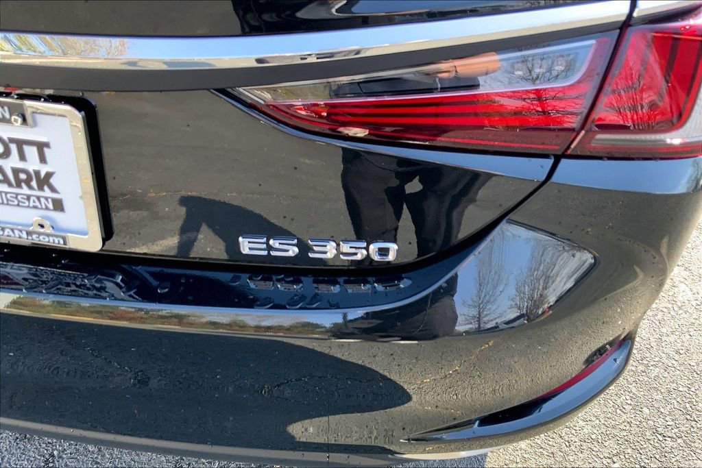 Used 2023 Lexus ES 350 350 w/ Accessory Package (Z2) image 23