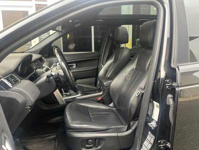 Used 2019 Land Rover Discovery Sport HSE AWD/4WD image 7