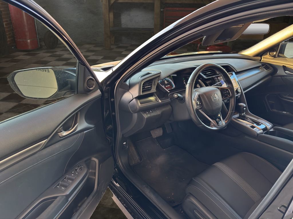 Used 2020 Honda Civic EX image 16