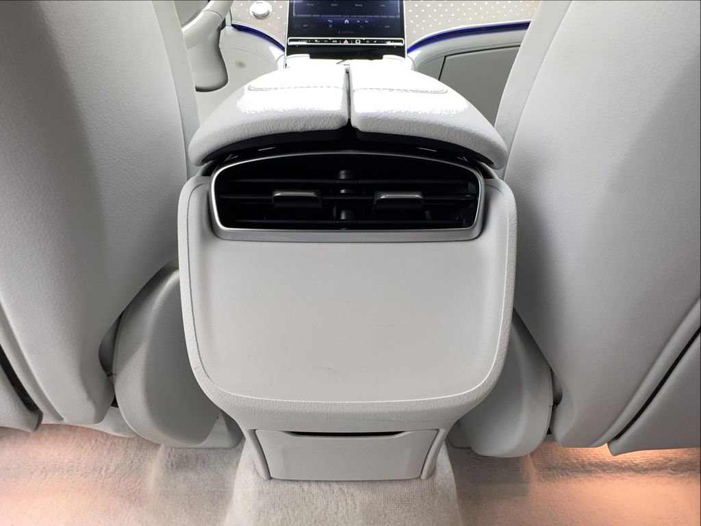 Used 2023 Mercedes-Benz EQE 350+ SUV w/ Exclusive Trim Package image 21