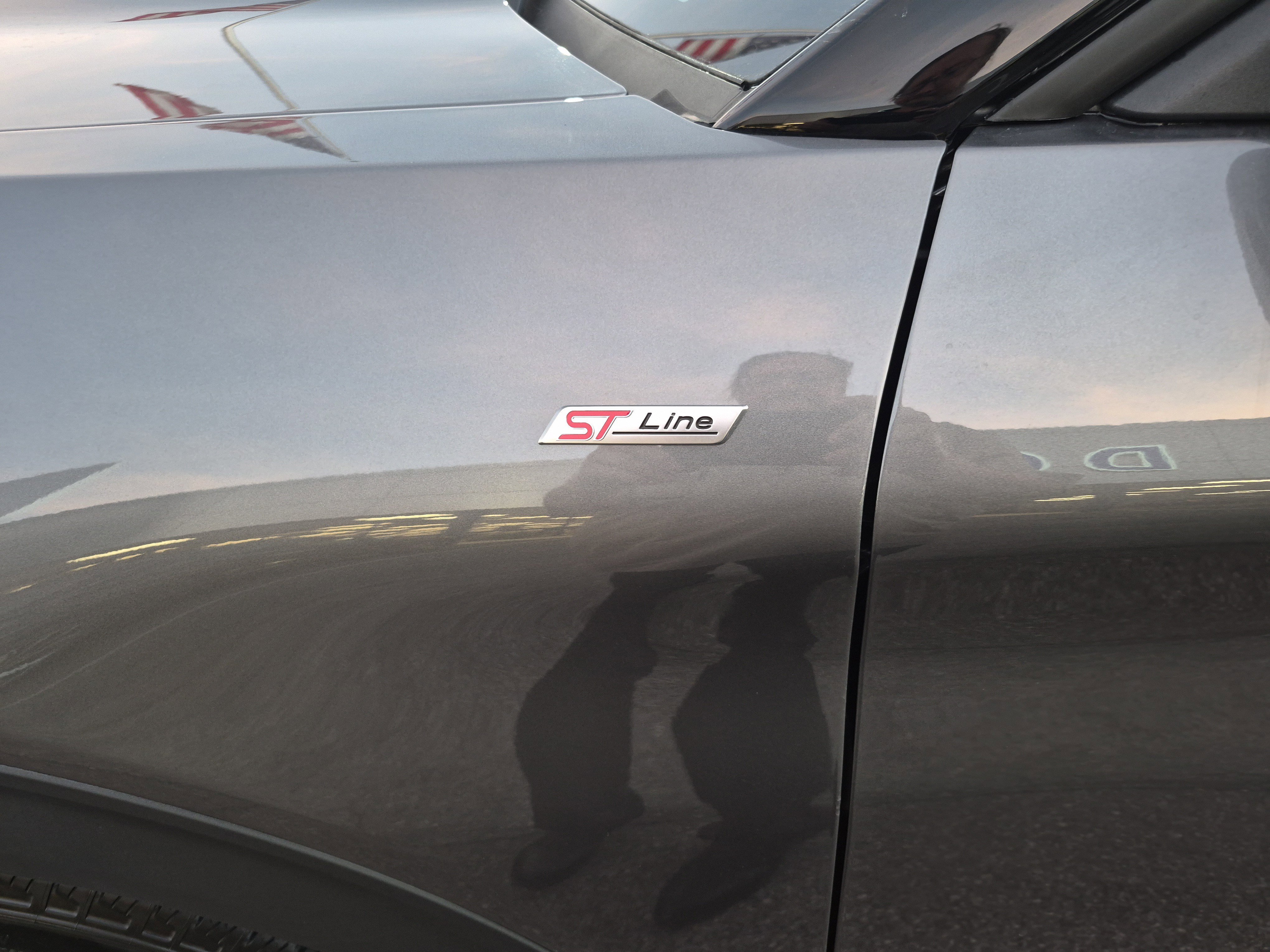 New 2026 Ford Explorer ST-Line w/ Premium Package image 7