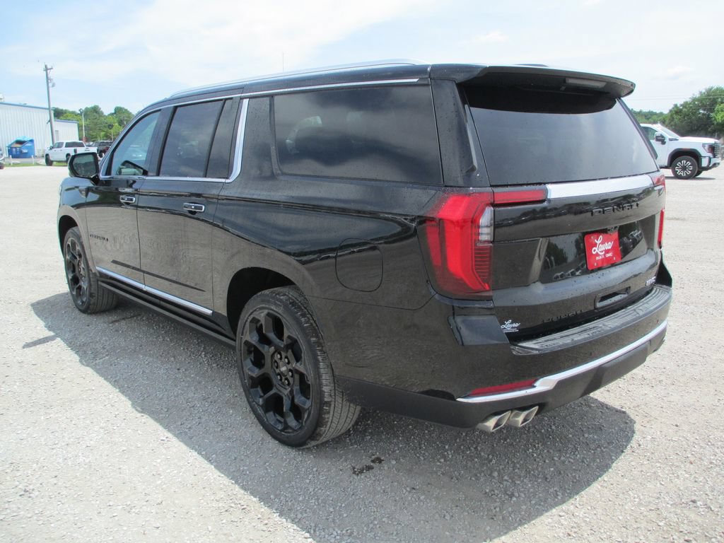 New 2026 GMC Yukon XL Denali w/ Denali Reserve Package AWD/4WD image 6