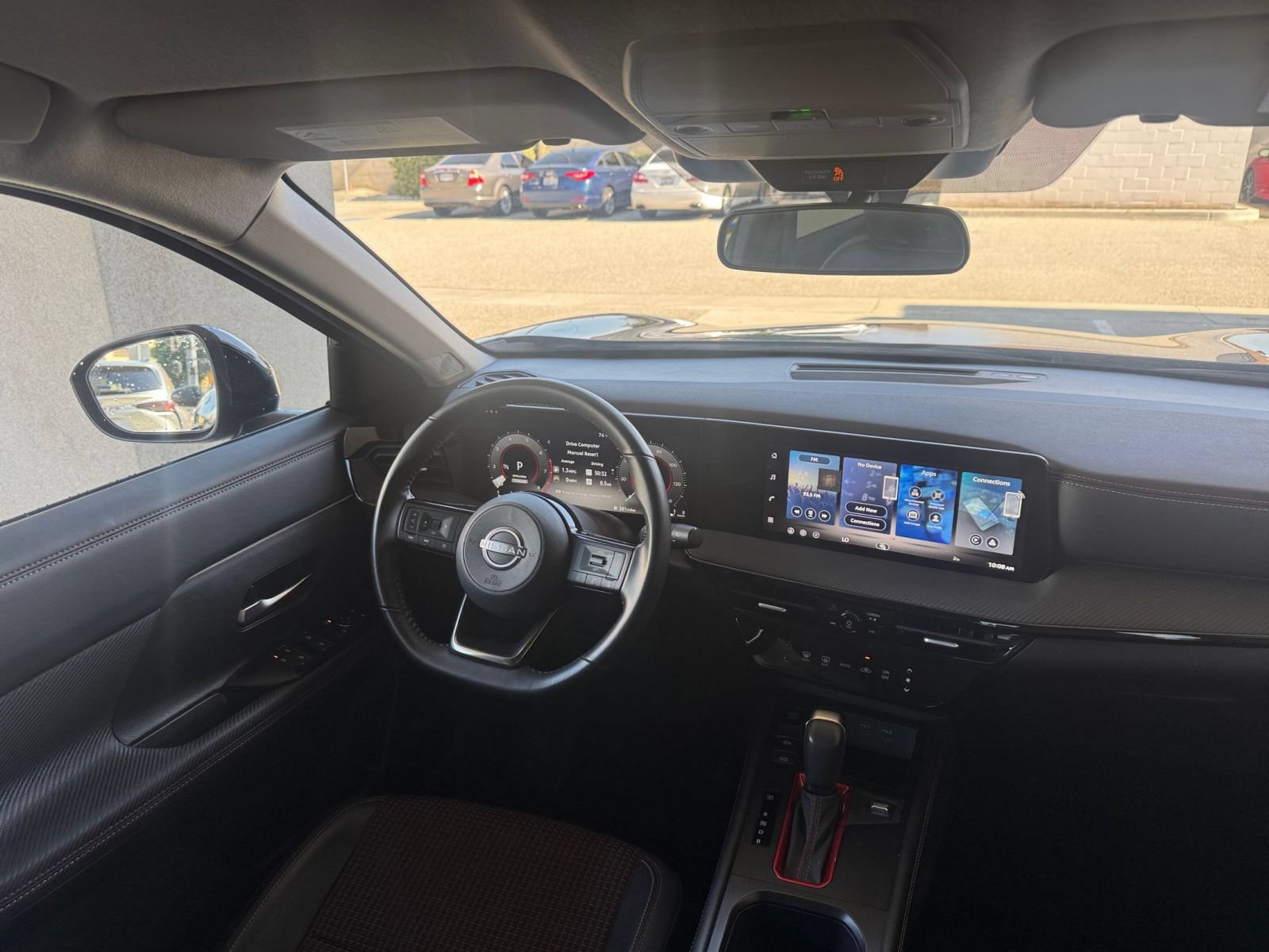 Used 2026 Nissan Kicks SR FWD image 33