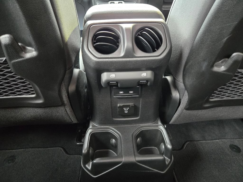 Used 2026 Jeep Gladiator Mojave AWD/4WD image 36
