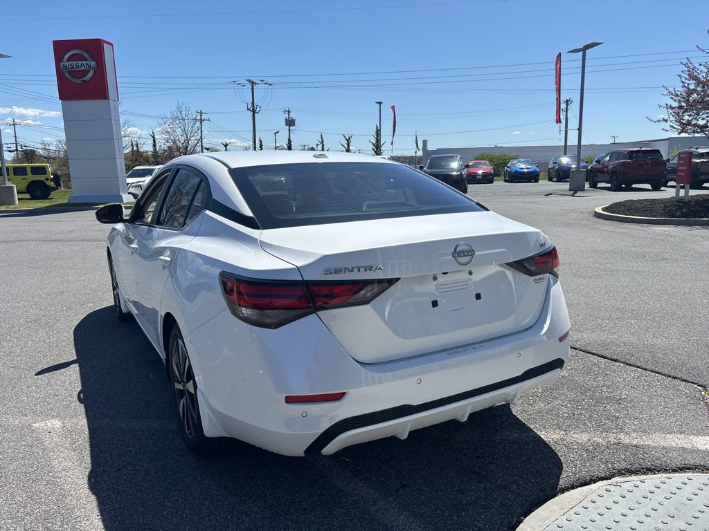 Used 2024 Nissan Sentra SV w/ SV Premium Package FWD image 5