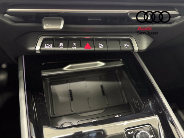 New 2026 Audi Q3 quattro 2.0T AWD/4WD image 21